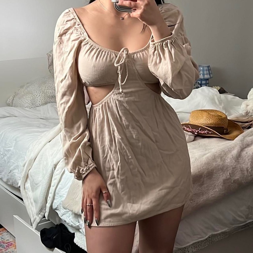 Beige Wild Fable long sleeve cut out dress
